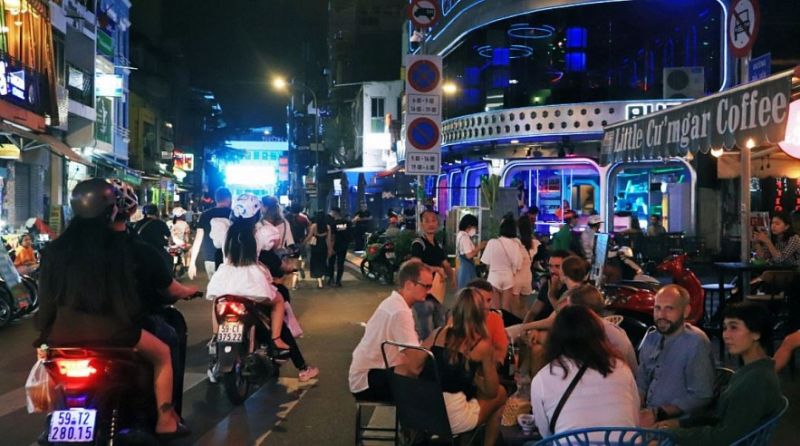 Bui Vien2_thoidai.jpg Bui Vien2_thoidai.jpg